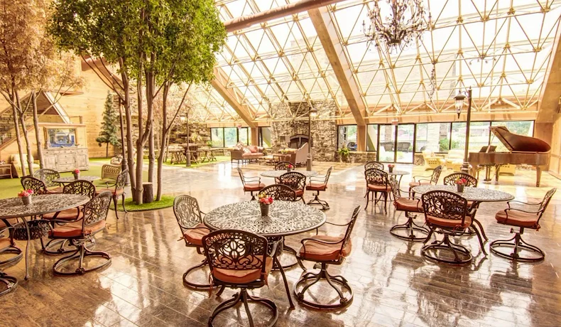 Image of Atrium at Serenity Pointe (4)