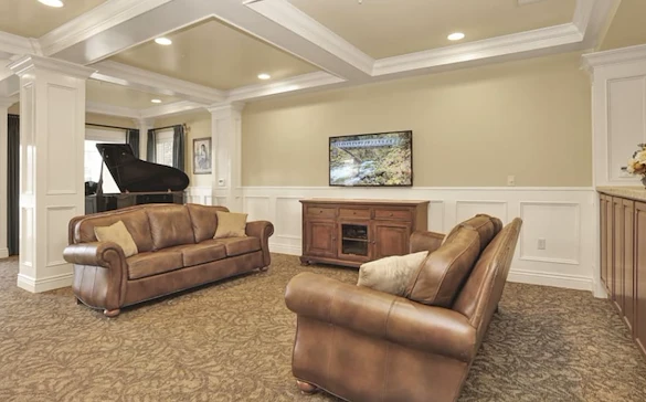 Image of Highland Glen (3)