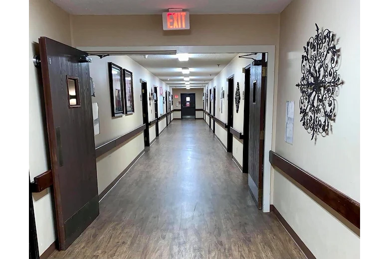 Image of Oak Ridge Manor (6)