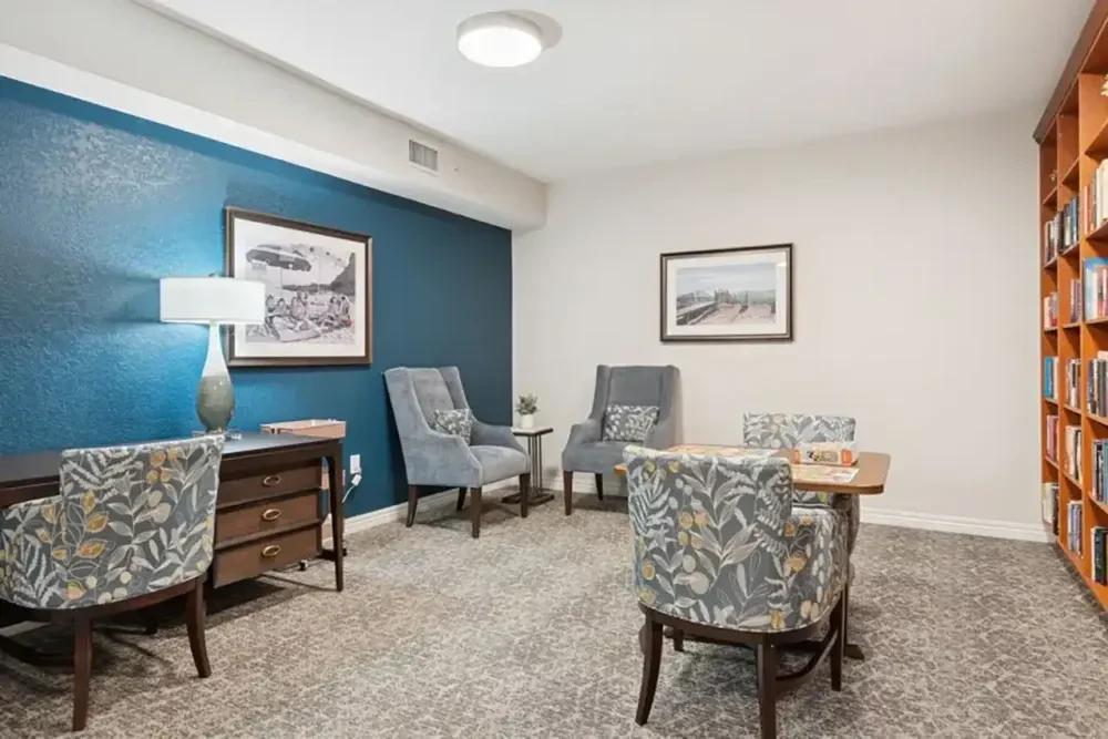 Image of Lexington Manor (7)