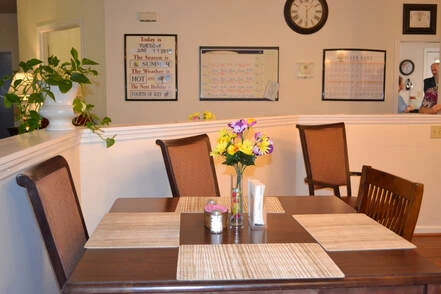 Image of River Oaks Assisted Living (2)