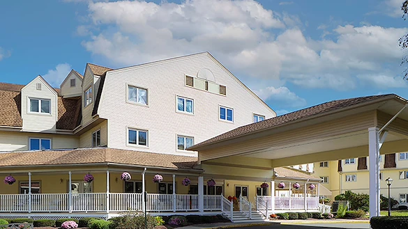 Image of Holiday Farmington (1)