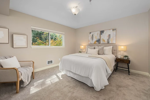 Chateau Bothell Landing in Bothell, WA, apartment bedroom