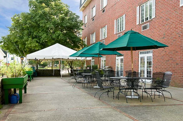 Image of Cherry Hill Manor (6)