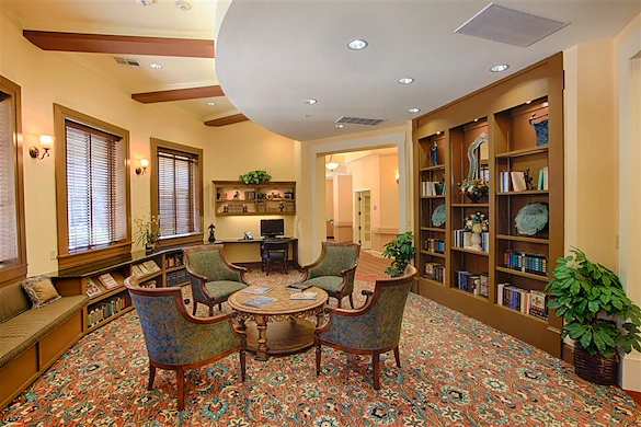 Image of The Crescent (5)