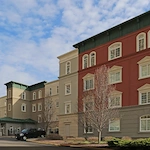 The Bluffs of the Kenwood - Active Adult