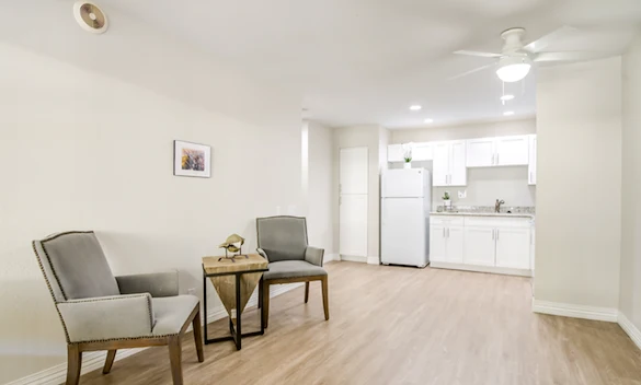 Image of Canterbury Court Senior Apartments (4)