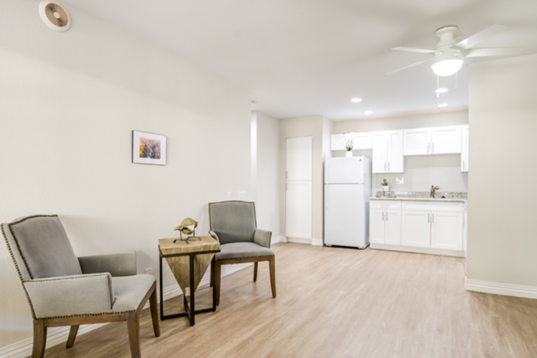 Image of Canterbury Court Senior Apartments (4)