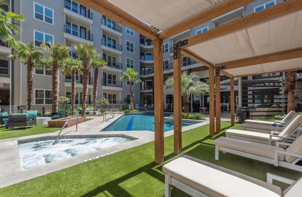 Image of Overture Domain (2)