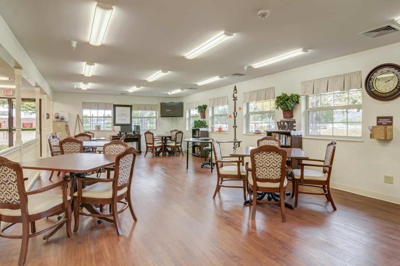 Image of Belmont Healthcare Center (3)