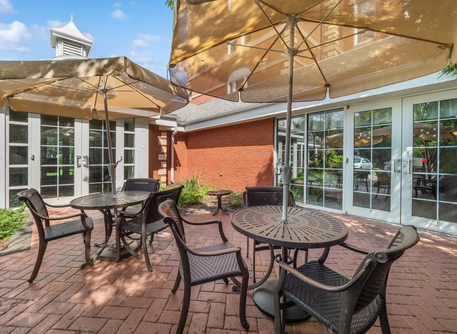 Image of AVIVA West Hartford (9)