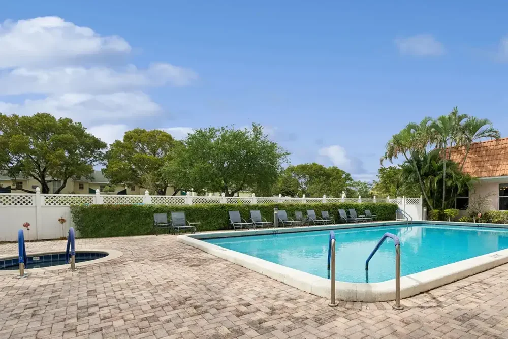 Image of The Court at Palm Aire (9)