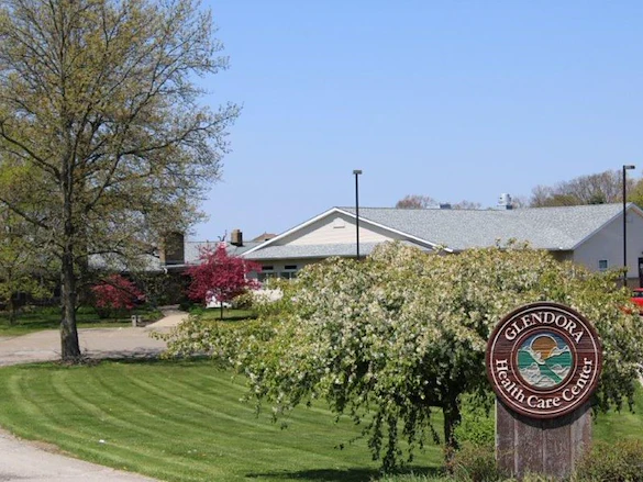 Image of Divine at Honeytown (1)