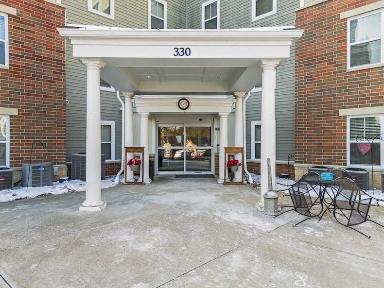 Image of Gateway Senior (2)