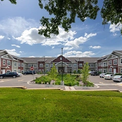 Image of Oakmont Senior Community (2)
