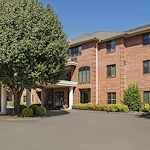 Image of Holiday Forsyth Court (1)