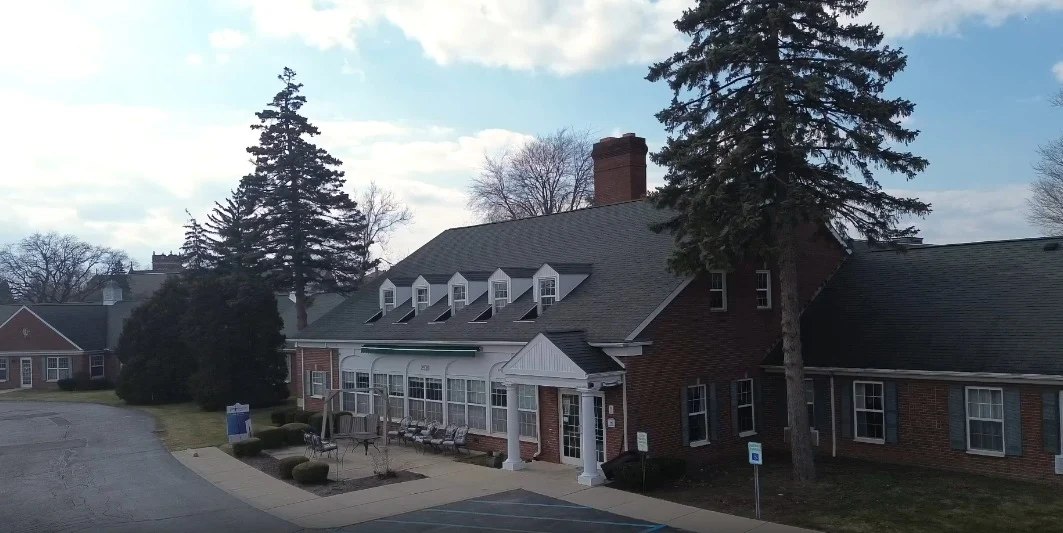 Image of Majestic Care Of Toledo Assisted Living (2)