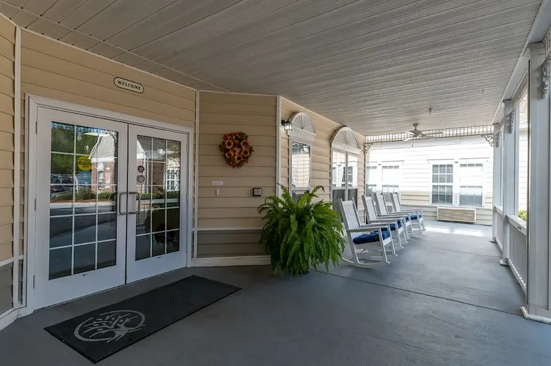 Image of Oaks at Maple Ridge (2)