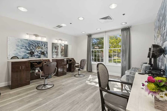 Image of The Estates at Knightsbridge (9)