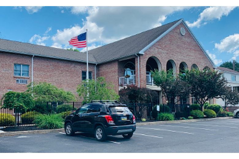 Image of Hillside Assisted Living Community (1)
