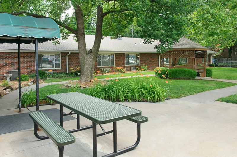 Image of Life Care Center Of Kansas City (4)