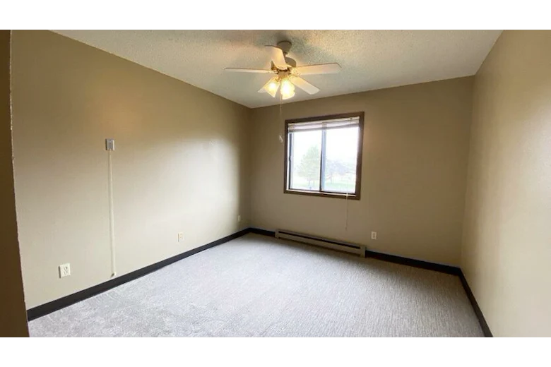 Image of Briarwood Apartments (8)