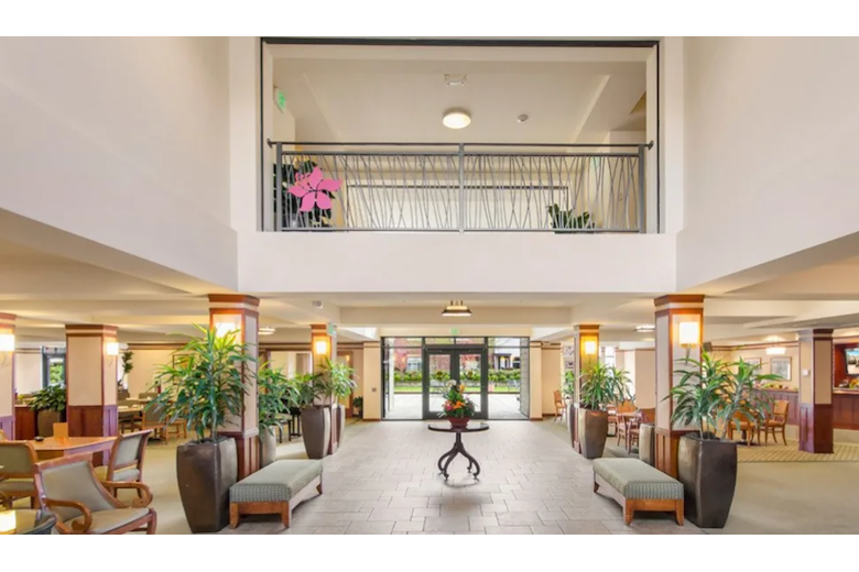 Image of Merrill Gardens at The University (5)