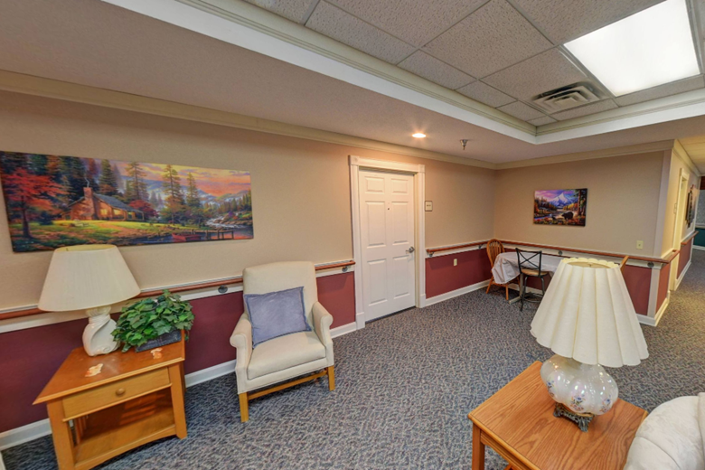 Image of Eventide Lake Country Manor (2)