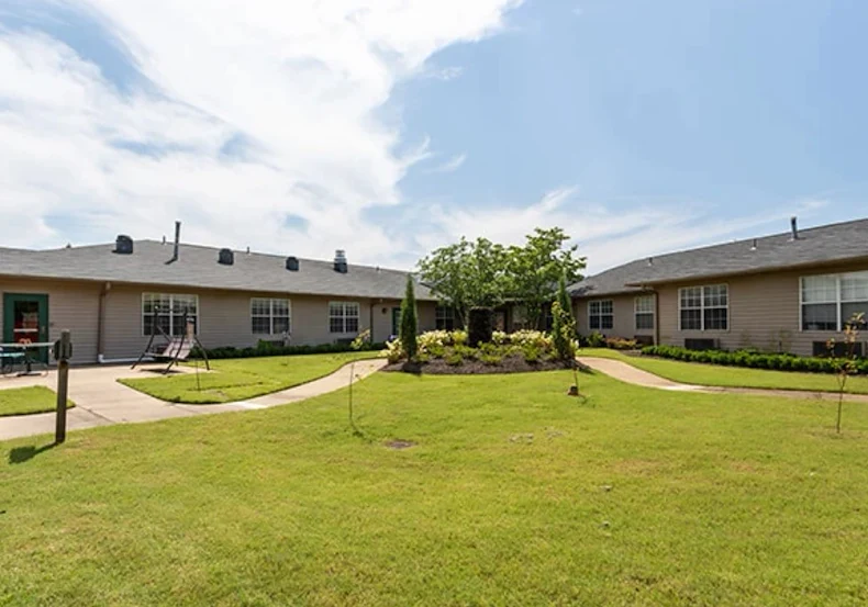 Image of Shelby Gardens (2)