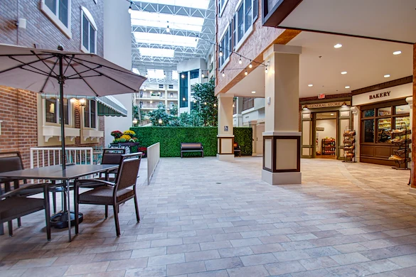 Image of Tapestry Senior Living Moon Township (8)