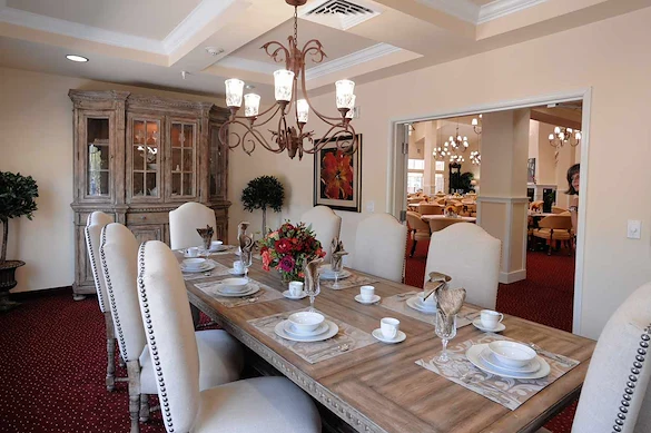 Whispering Pines Gracious Retirement Living Hawthorn Senior Independent Living in Raleigh, North Carolina private dining room