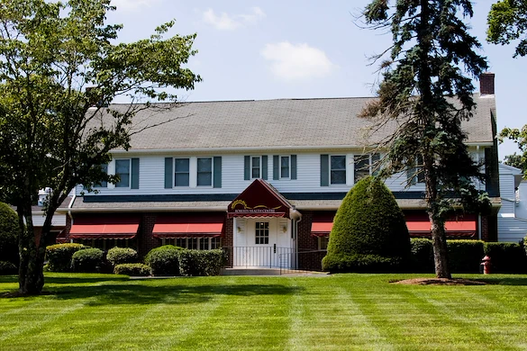 Image of Roberts Health Centre Inc (2)