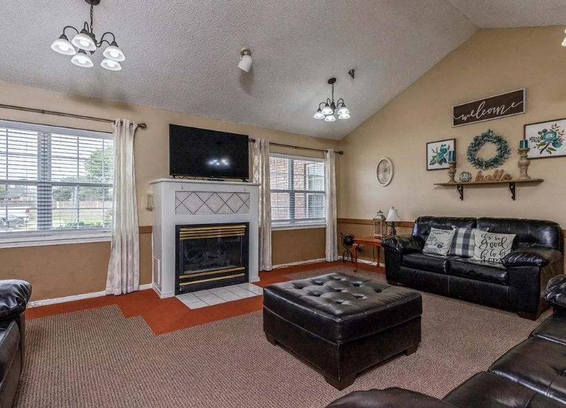 Image of Bluebonnet Court (3)