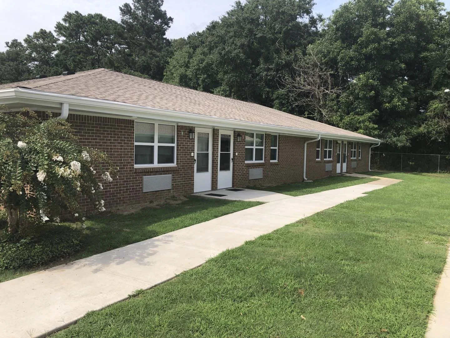 Image of John G. Felder Apts (1)