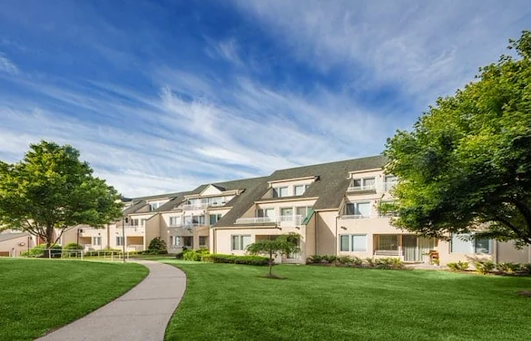 Image of The Oaks At Denville Health Center (2)