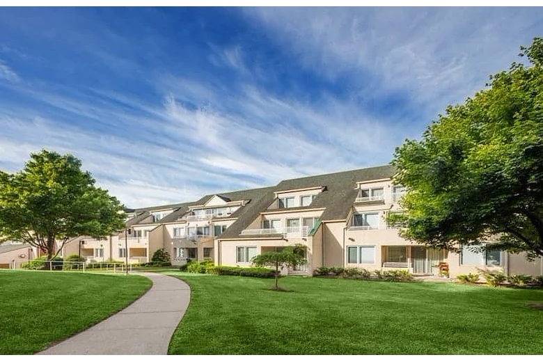 Image of The Oaks At Denville Health Center (2)