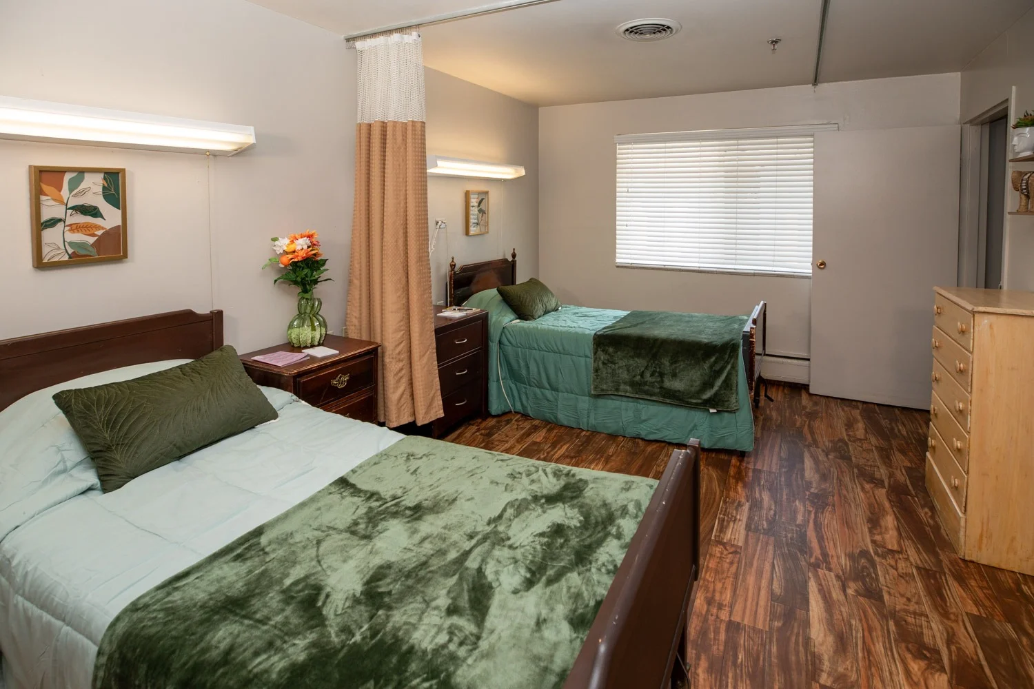 Image of Oakwood Care & Rehab (9)
