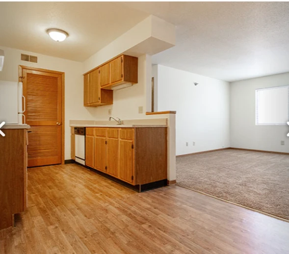 Image of Edgewood (7)