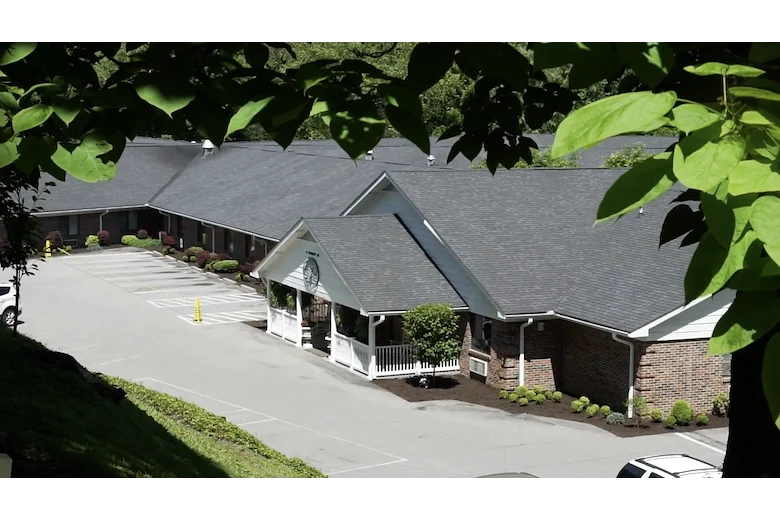 Image of Letcher Manor (7)