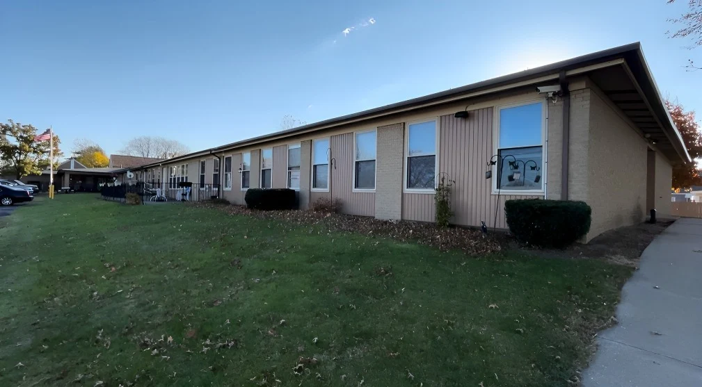 Image of LECOM At Elmwood Gardens (7)