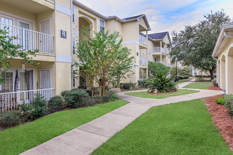 Image of Grand Pines Senior Apartments (4)