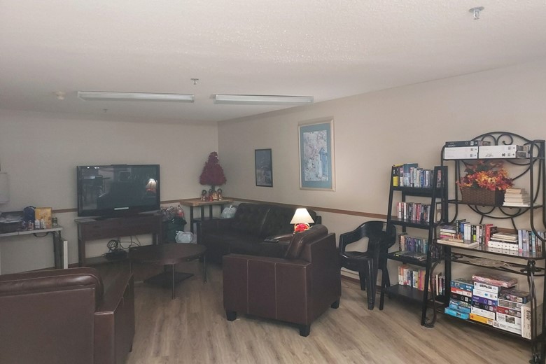 Image of Ahepa 192 Senior Apartments (3)