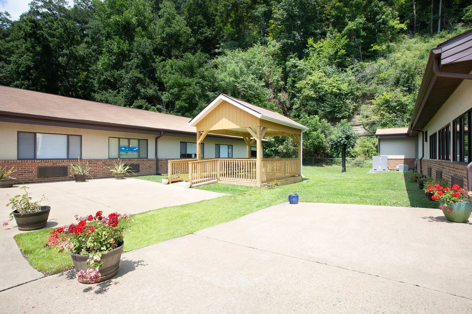 Image of Heritage Hall Grundy (2)