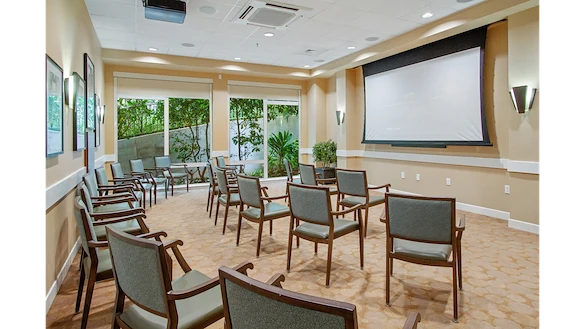 Image of The Plaza at Moanalua (6)