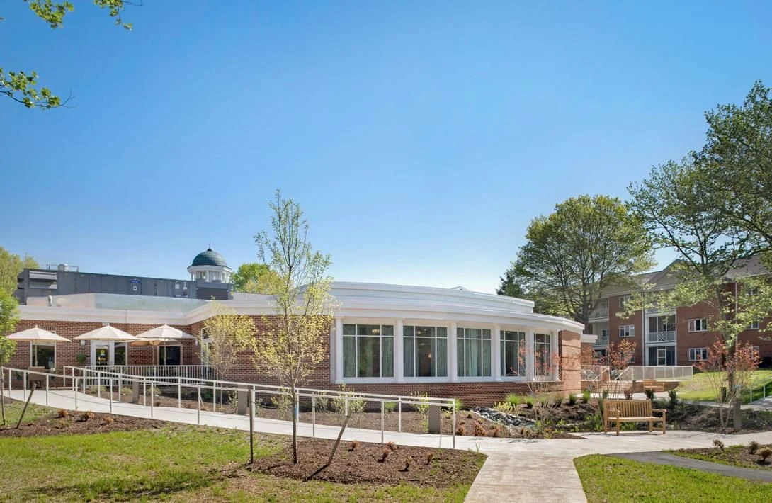 Image of Colonnades Healthcare Center (5)