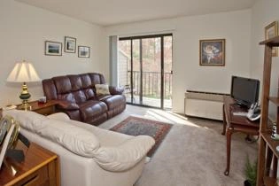 Image of Asbury Woods Retirement Villa (8)