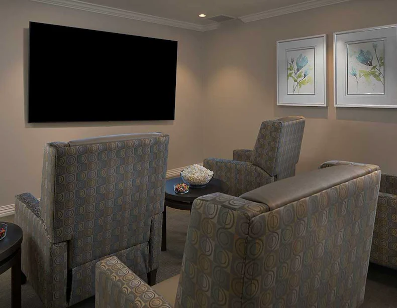 Image of Town & Country (3)