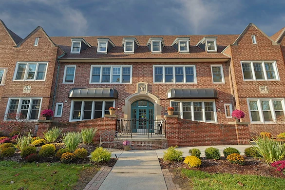 Image of Corewell Health Rehabilitation & Nursing Center - Commons Farmington Hills (2)