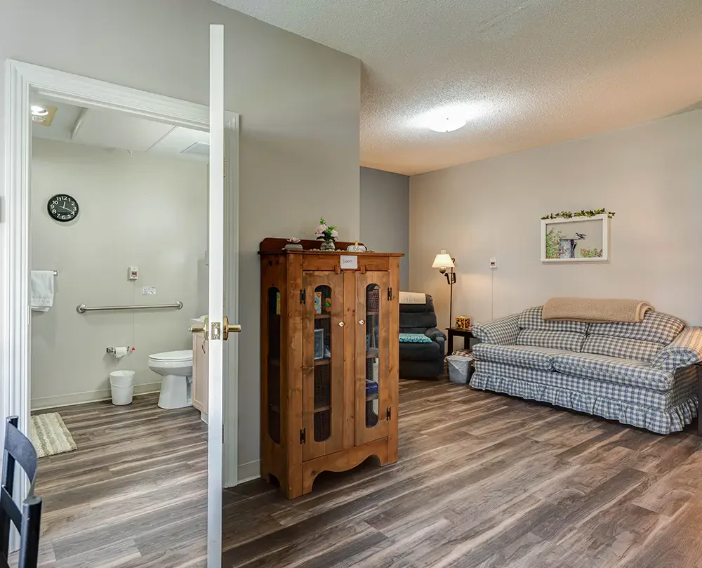 Image of Charlotte Stephenson Manor (6)