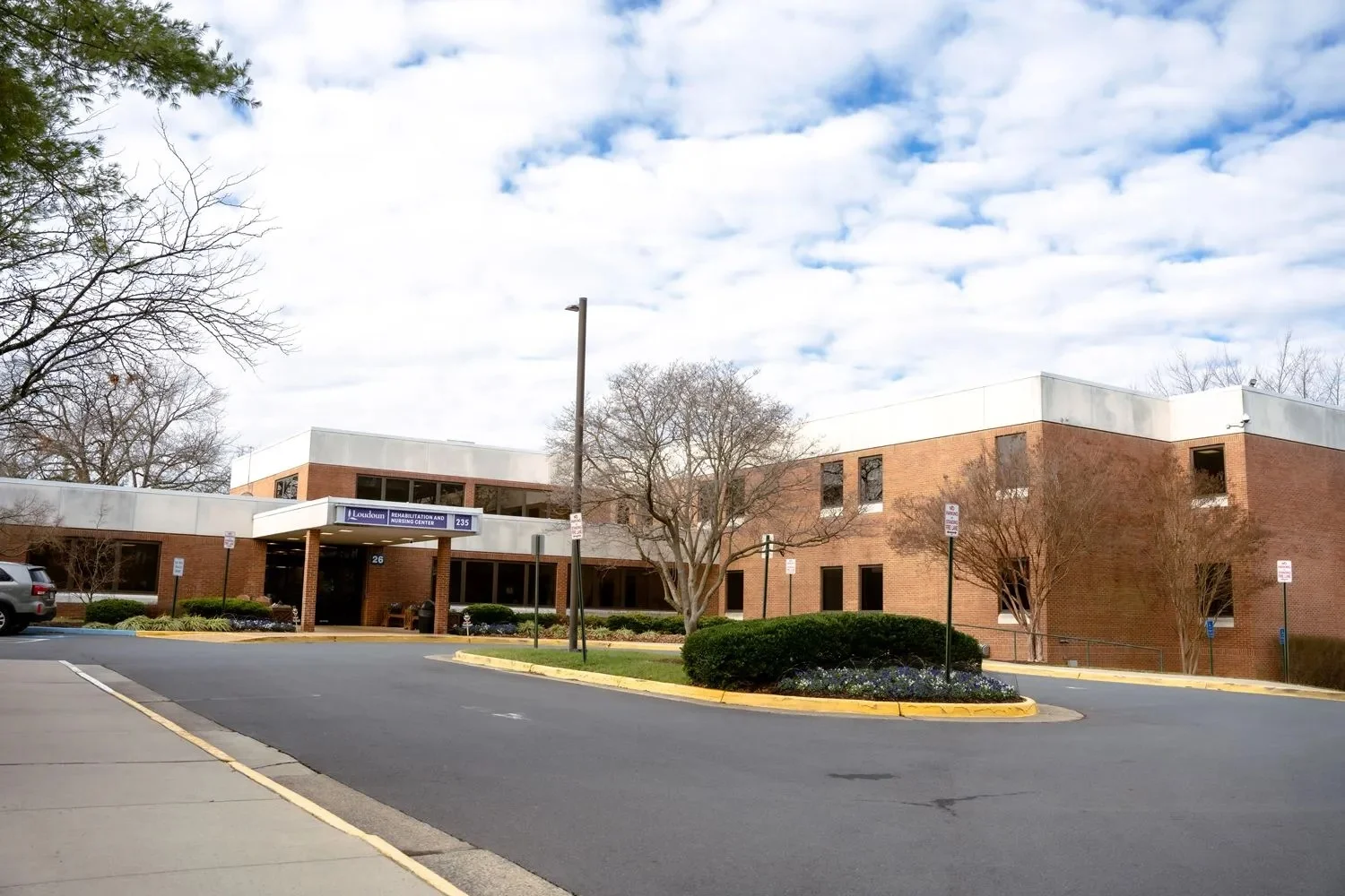 Image of Loudoun Rehabilitation and Nursing Center (1)